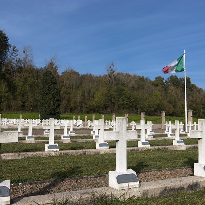 Cimetière militaire italien de Soupir © Rémy SALAÜN - Tous droits réservés
